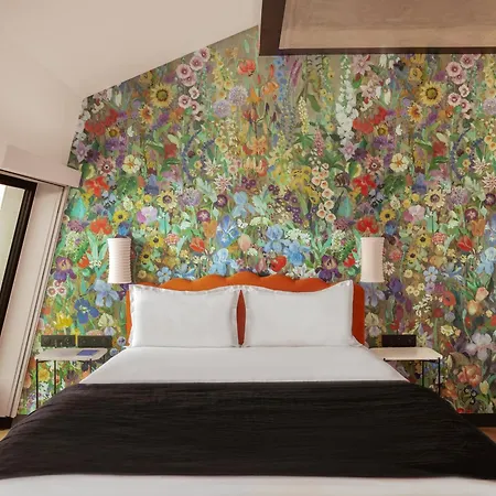 Chachacha Hotell 3*