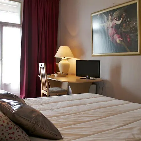 Hotel Chachacha 3*