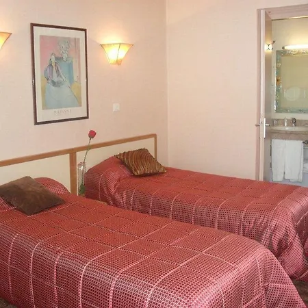 Hotel Chachacha 3*